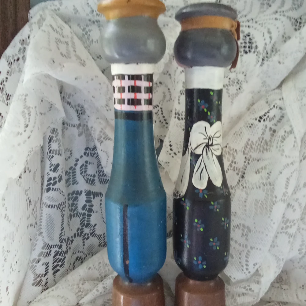 Vintage country farmhouse boho folk art, granny core painted salt and pe…